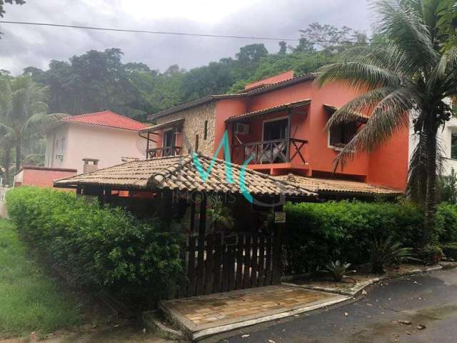 Excelente Casa de Alto Padrão à Venda