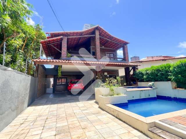 **Casa à venda em Lagoa Nova (Natal/RN) | 307 m² - 4 suítes**