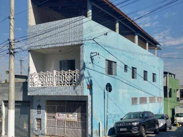 Sobrado com 3 dormitórios, terraço com área gourmet e 2 vagas de garagem à venda por R$ 700.000 - Vila Paranaguá - São Paulo/SP