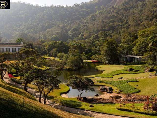 Terreno à venda no Corrêas, Petrópolis  por R$ 1.350.000