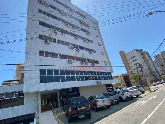 Sala comercial na cobertura no bairro Joaquim Távora.