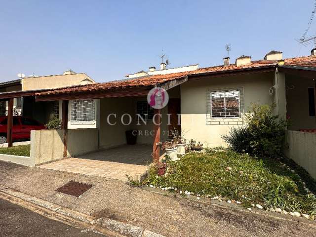 Casa térrea em condomínio com 3 quartos Portão Curitiba