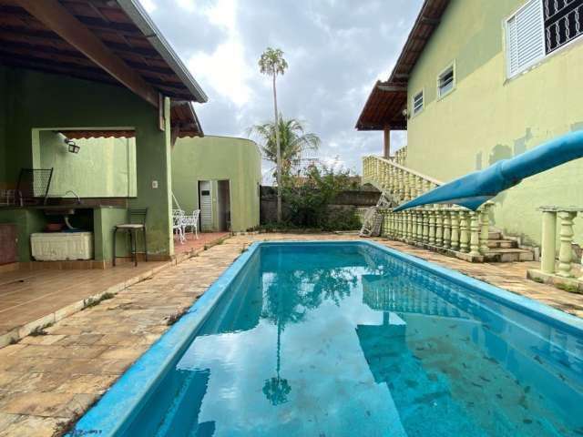 Casa para Venda em Belo Horizonte, santa branca, 4 dormitórios, 2 suítes, 1 banheiro, 3 vagas