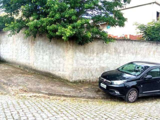 Terreno de esquina com rgi condomínio fechado/bairro jardim letícia