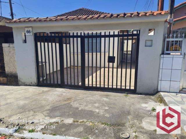 Casa com 2 dormitórios para alugar, 70 m² por R$ 2.000,00 (pacote) - Vila São Jorge - São Vicente/SP