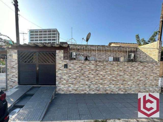 Casa com 3 dormitórios à venda, 76 m² por R$ 368.000 - Parque Bitaru - São Vicente/SP