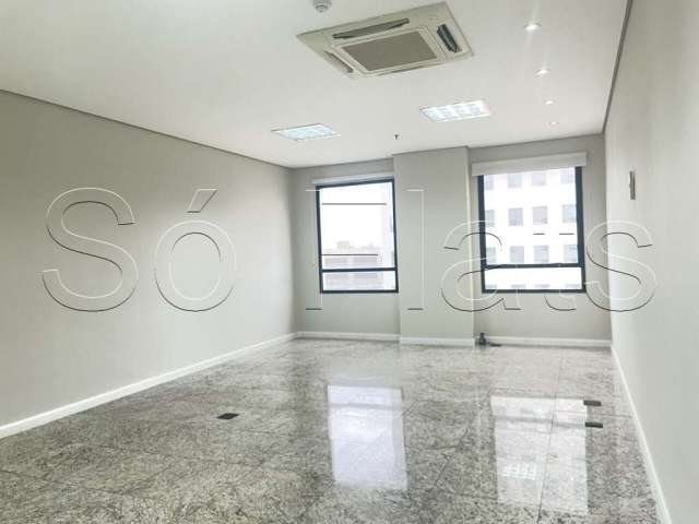 Sala Comercial em Alphaville com 45m² e 1 vaga.