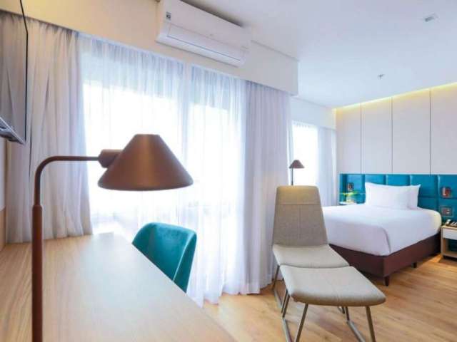 Flat Radisson Paulista ótima opção para locação disponível na Alameda Santos.