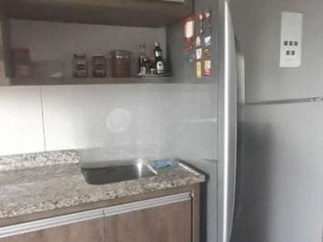 EM REFORMAS - VISITAS SOMENTE A PARTIR DE OUTUBRO &lt;BR&gt;&lt;BR&gt;Apartamento na Vila Ipiranga, 2 dormitórios, sendo 1 suíte, living com sacada, churrasqueira, cozinha americana, semi mobiliado, a