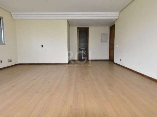 SALA COMERCIAL - Imóvel com 40,70 m². posição de fundos, laminado, 1 lavabo, quinto pavimento com elevadores, portaria, 1 vaga de box privativa N. 10 (o valor do box é separado). Localizado nas proxim