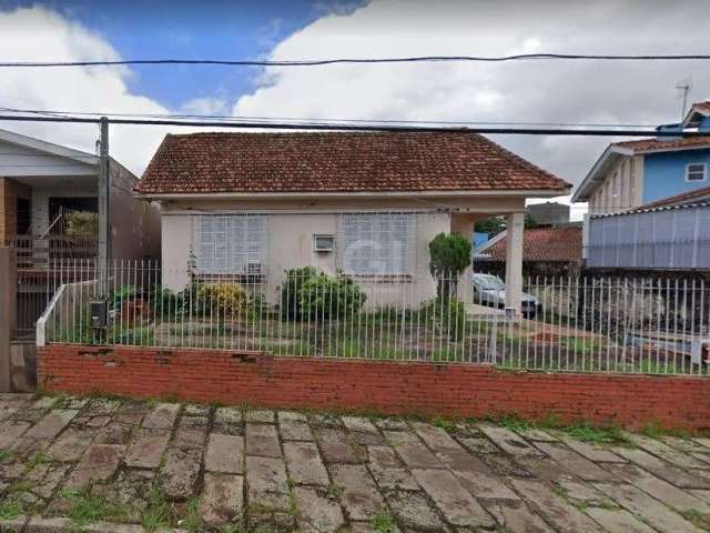 Libertas imobiliária vende Terreno com casa de alvenaria na vila Ipiranga (Porto Alegre) , próximo a Avenida Do forte e Benno Mentz, localizado entre shopping Iguatemi e shopping Lindoia. Ponto mais a