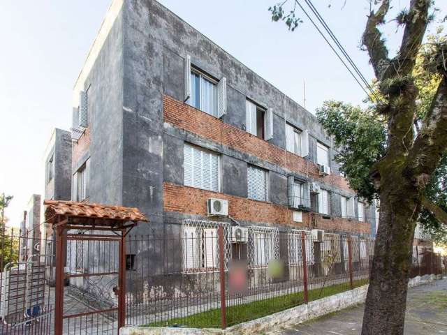 Apartamento no bairro Cavalhada, 03 dormitórios, living, cozinha com móveis planejados, área de serviço com tanque, banheiro social com armário e box de vidro, ventilador de teto. Fiação do apartament