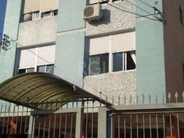 Apartamento de 2 dormitórios com dependência completa de empregada, sala para 2 ambientes, banheiro social , cozinha e área de serviço. No condomínio tem um pequeno salão de festas com churrasqueira. 