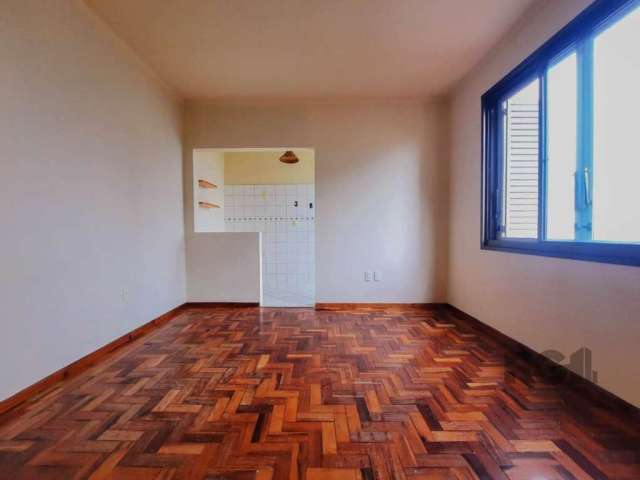 Apartamento, 1 quarto, 51m²,bairro Floresta, Porto Alegre- RS    &lt;BR&gt;&lt;BR&gt;Apartamento ensolarado, em andar alto, 51,04 m², prédio com  elevador, oferece uma maravilhosa vista para o Guaíba,