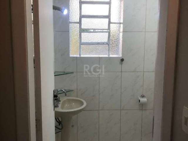 ÓTIMO APARTAMENTO LOCALIZADO NO BAIRRO AUXILIADORA...&lt;BR&gt;APARTAMENTO EM ANDAR TÉRREO.&lt;BR&gt;POSSUI COZINHA AMERICANA&lt;BR&gt;BANHEIRA DE HIDROMASSAGEM&lt;BR&gt;TOTALMENTE REFORMADO...&lt;BR&