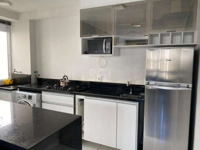 Apartamento 2 dormitórios, semi mobiliado, silencioso, vista para dentro do condomínio. Andar alto, arejado, orientação leste/norte. Condomínio com infra. Aceita FGTS&lt;BR&gt;Ficam os seguintes movei