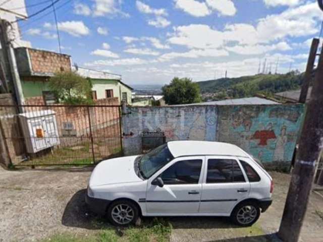 Terreno com Casa 10x48m2.&lt;BR&gt;Documentação e IPTU em dia. &lt;BR&gt;Aceita financiamento Direto. Aceitam Dação.  Venha conhecer!