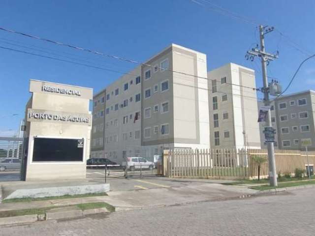 Apartamento térreo Garden no Condomínio Porto das Águias, Bairro Restinga. Com dois dormitórios, living para 2 ambientes, cozinha e banheiro social. Pátio privativo. Condomínio com portaria, quiosque 