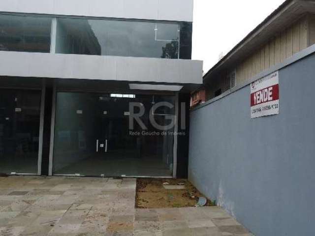 Loja comercial localizada no bairro Vila Ipiranga, com 150m². Imóvel com 02 banheiros, cortina automatizada, escada em granito e piso porcelanato. Localizado na Avenida Brasilia, próximo a academias, 