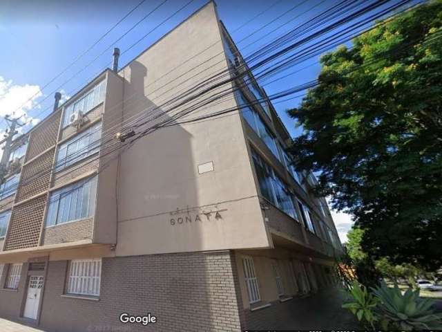 Esse apartamento com 2 dormitórios espaçosos e 1 vaga rotativa, está localizado no bairro São Geraldo/Navegantes. O living para dois ambientes é perfeito para receber amigos e a cozinha já vem equipad