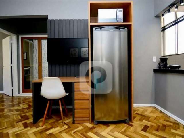 Sala e quarto reformado e mobiliado, pronto para morar ou investir