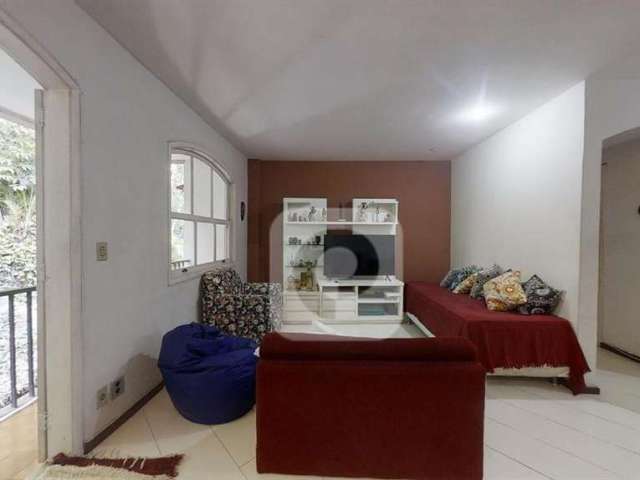 Apartamento Duplex, na Lagoa, 221 m², 3 quartos, 2 vagas.