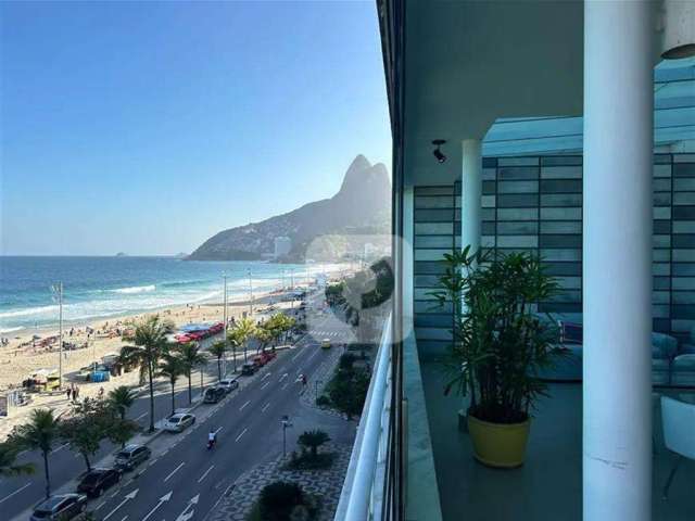 Cobertura Excepcional de 320m² com Vista Panorâmica para o Mar no Leblon - RJ