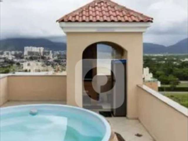 Cobertura com 140m², 2 quartos, vaga, no Recreio