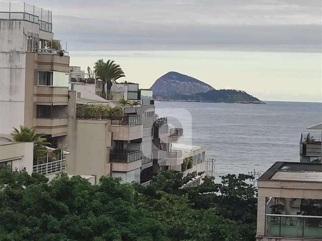 Descubra seu refúgio no Leblon com vista para o mar