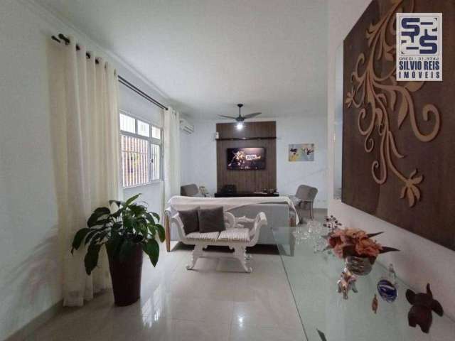 Casa com 3 dormitórios à venda, 137 m² por R$ 900.000,00 - Macuco - Santos/SP