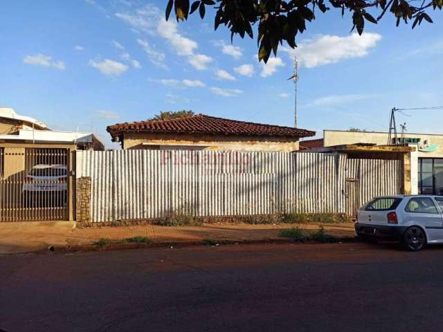 Casa para Venda em São Carlos, Vila Nery, 3 dormitórios, 2 banheiros, 2 vagas