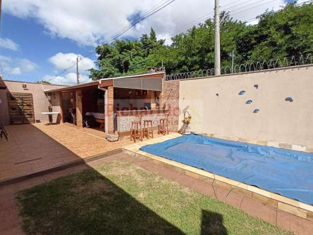 Casa para Venda em São Carlos, Jardim Ipanema, 3 dormitórios, 1 suíte, 3 banheiros, 3 vagas