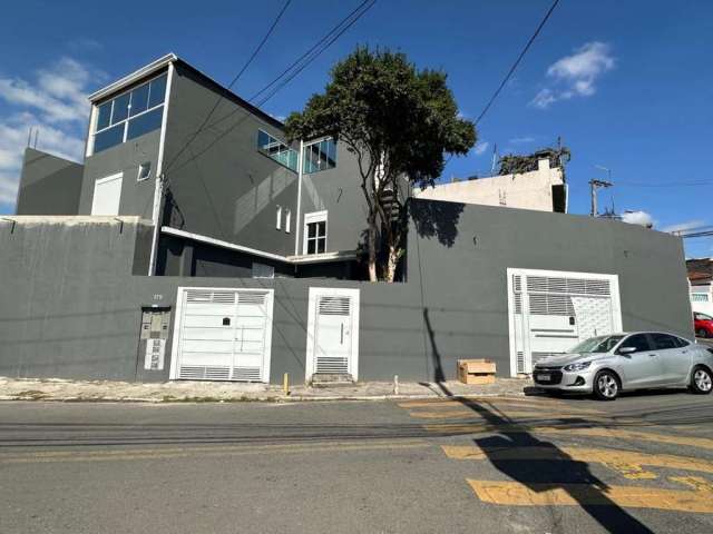 Casa para Locação em Barueri, Jardim Belval, 2 dormitórios, 1 banheiro, 1 vaga