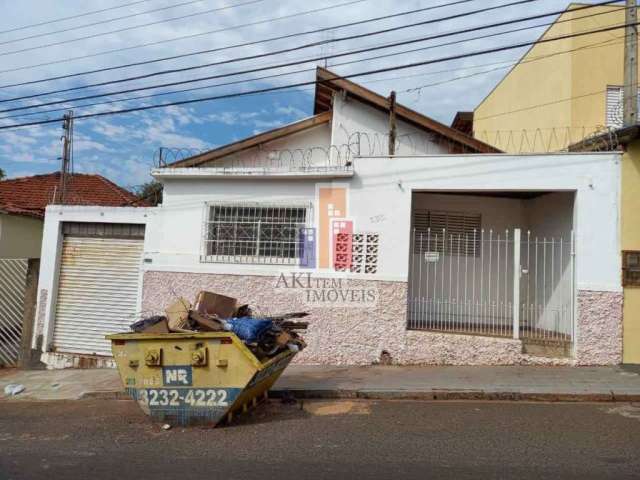 Casa com 3 quartos e dois banheiros, bela vista!