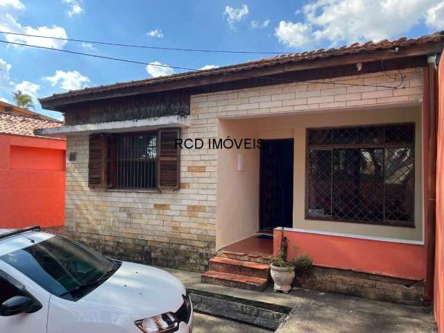 Oportunidade de Casa Térrea à Venda na Vila Sônia