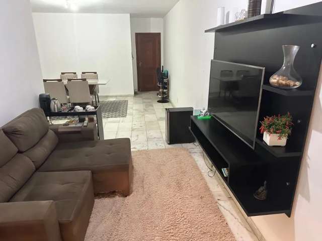 Apartamento 3/4 em Costa Azul