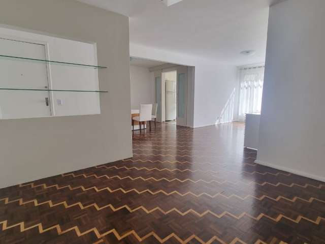 Apartamento para alugar  com 3 quarto(s)