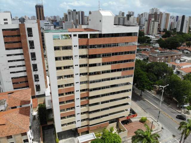 Amplo apartamento em uma das melhores localizações de Fortaleza