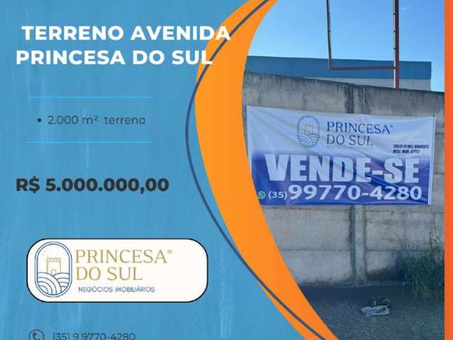 Terreno à venda na principal Avenida de Varginha