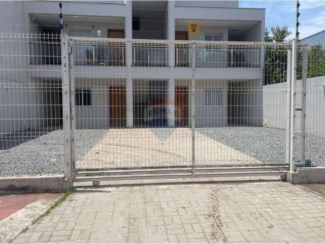 Apartamento 2 quartos sendo 1 suite, garagem