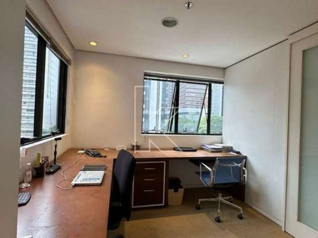 Sala comercial com 1 sala para alugar na Haddock Lobo, 846, Jardim América, São Paulo por R$ 3.000