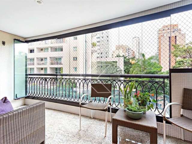 Apartamento com 3 quartos à venda na Rua Visconde de Cachoeira, 65, Vila Nova Conceição, São Paulo por R$ 2.350.000