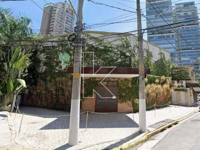 Casa comercial à venda na Araguari, 52, Moema, São Paulo por R$ 12.500.000