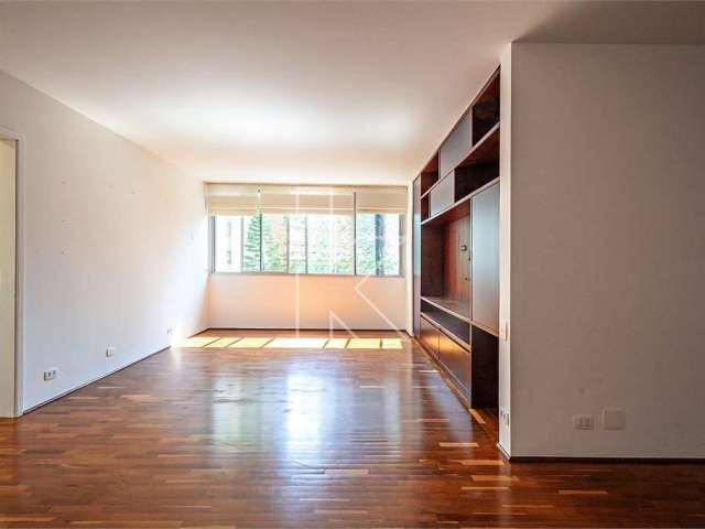 Apartamento com 3 quartos à venda na Rua Jacques Félix, 408, Vila Nova Conceição, São Paulo por R$ 2.290.000