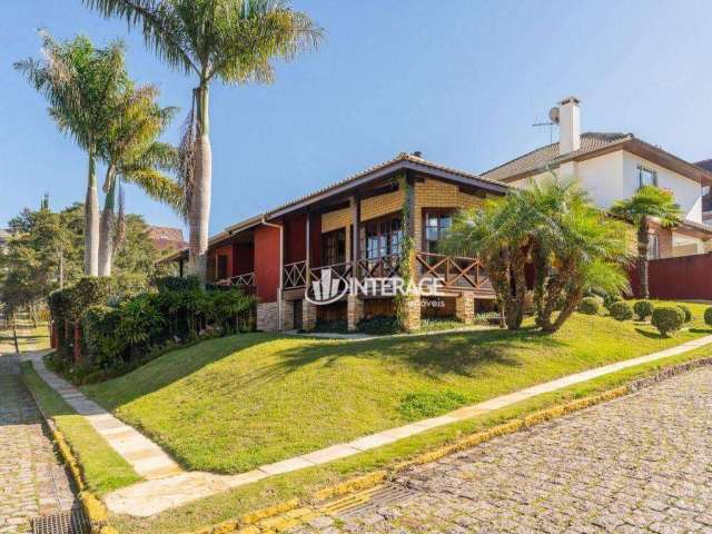 Casa térrea em condomínio alto padrão, 3 suítes, edícula, a venda de Porteira Fechada, por R$ 1.790.000,00 em Santa Felicidade, Curitiba, Paraná.