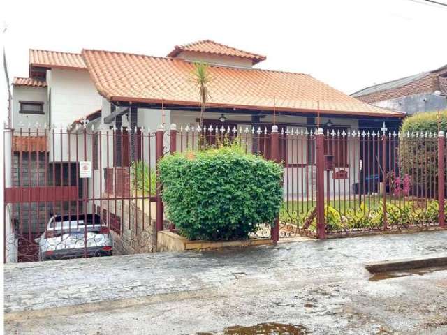 Casa à Venda 3 quartos c/ suíte ,7 vagas.Bairro Ouro Preto#ufmg