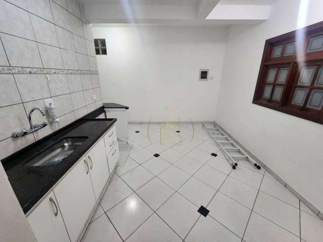 Oportunidade- Casa térrea no bairro Flor do Vale com 3 dormitórios e quintal