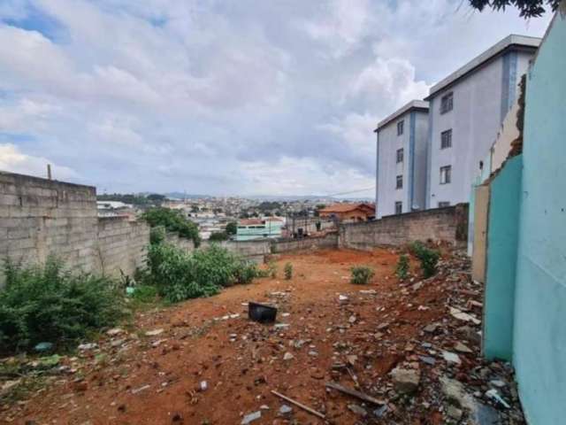 lote de 412 metros proximo a praça do ciganos contagem