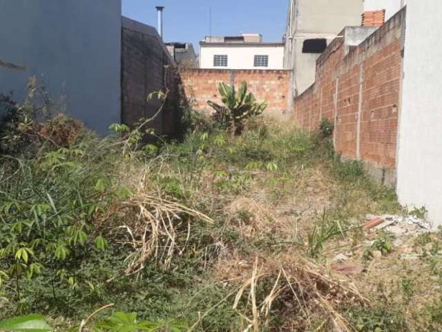 Terreno à venda no Jardim Riacho das Pedras, Contagem  por R$ 350.000