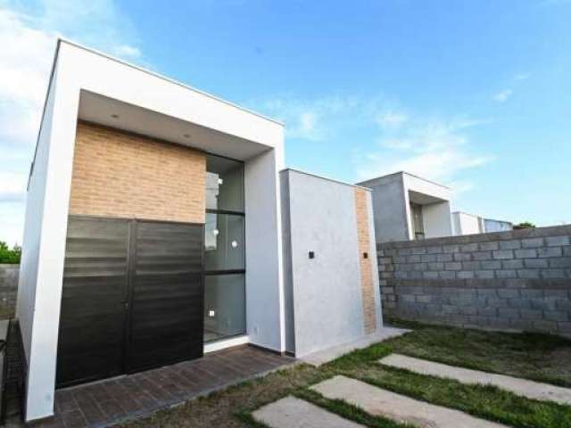 Casa residencial para Venda em rua Pública no bairro Papagaio, Feira de Santana 3 quartos, 1 sala, 2 banheiros, 2 vaga 135m² área total.